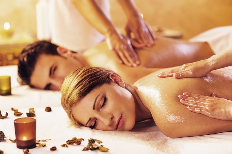 Tìm hiểu kỹ thuật massage toàn thân tại nhà