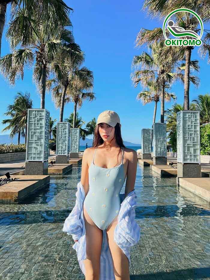 hoa hậu Lương THùy Linh bikini